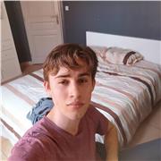Étudiant en médecine, actuellement pris en 2ème année